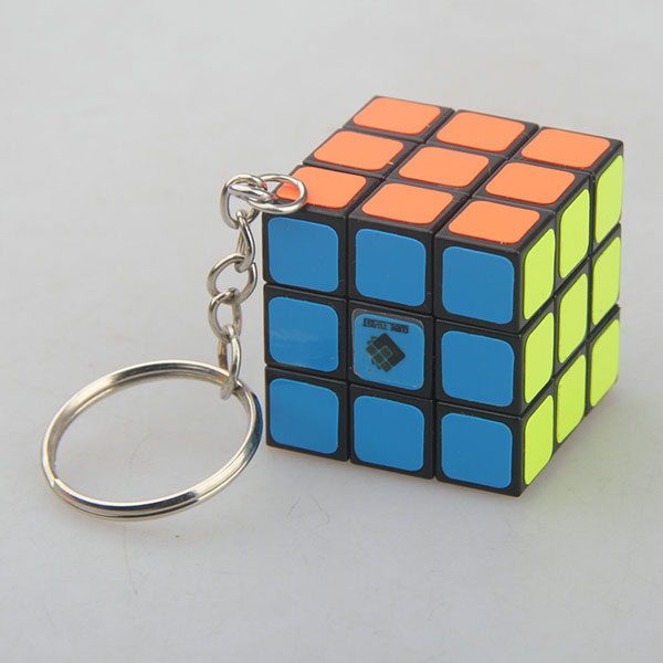Custom cheap rubiks cube keychain from China supplier