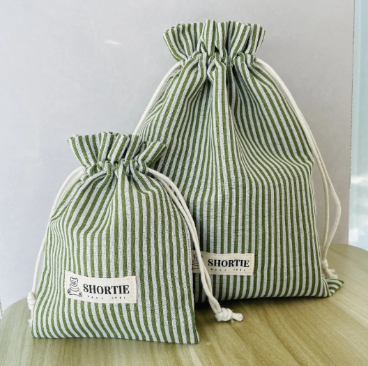 High Quality Eco linen Gift Packaging Bag Custom Logo Printed Cotton Bear Toys Sock Baby Clothing Storage Drawstring Dust Bag